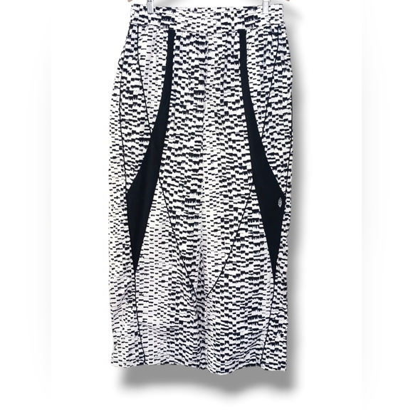 NEW Free People Aces Printed Pants Size Large $128 - Picture 5 of 8